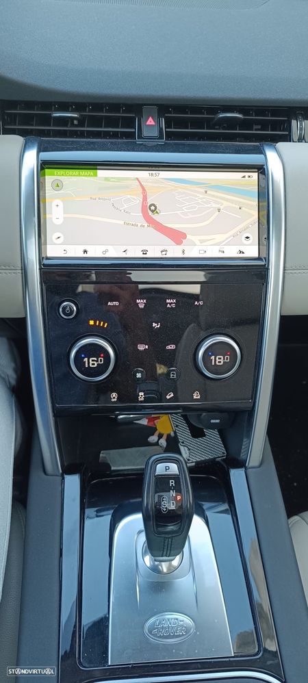 Land Rover Discovery Sport 2.0 D AWD SE - 15