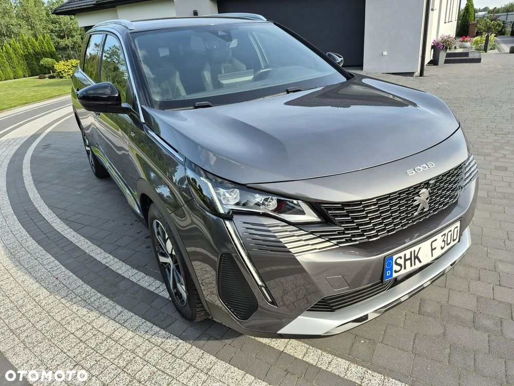 Peugeot 5008 - 8