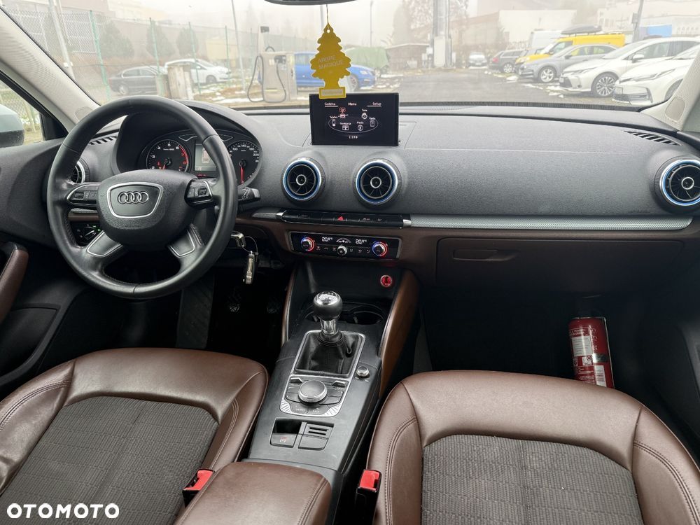 Audi A3 Sportback 1.4 TFSI Attraction - 10