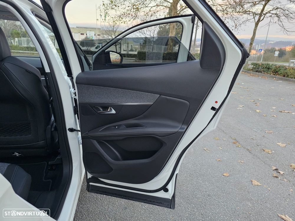 Peugeot 3008 1.5 BlueHDi GT Line - 6