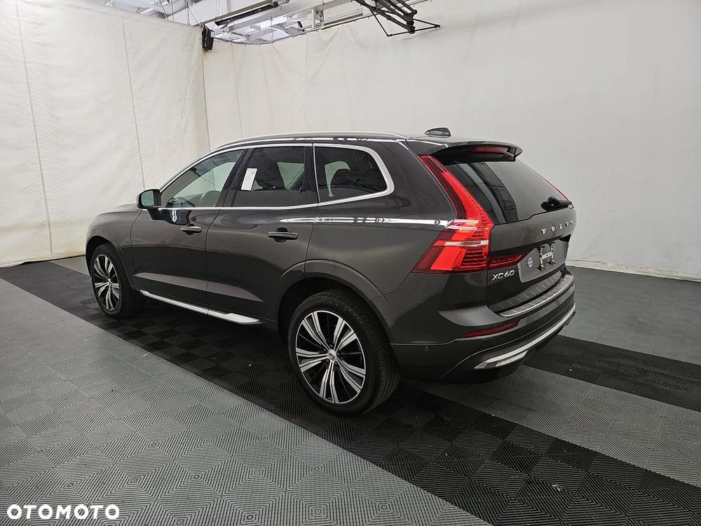 Volvo XC 60 T5 AWD Geartronic Inscription - 5