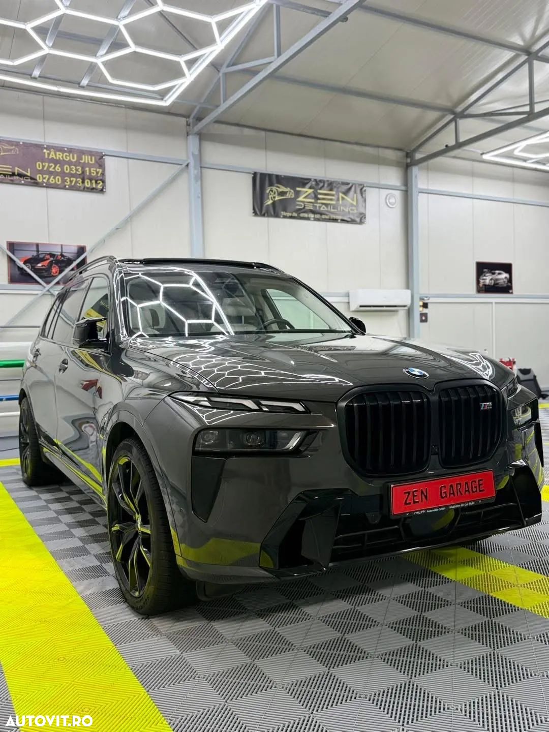 BMW X7 M60i xDrive AT MHEV - 1
