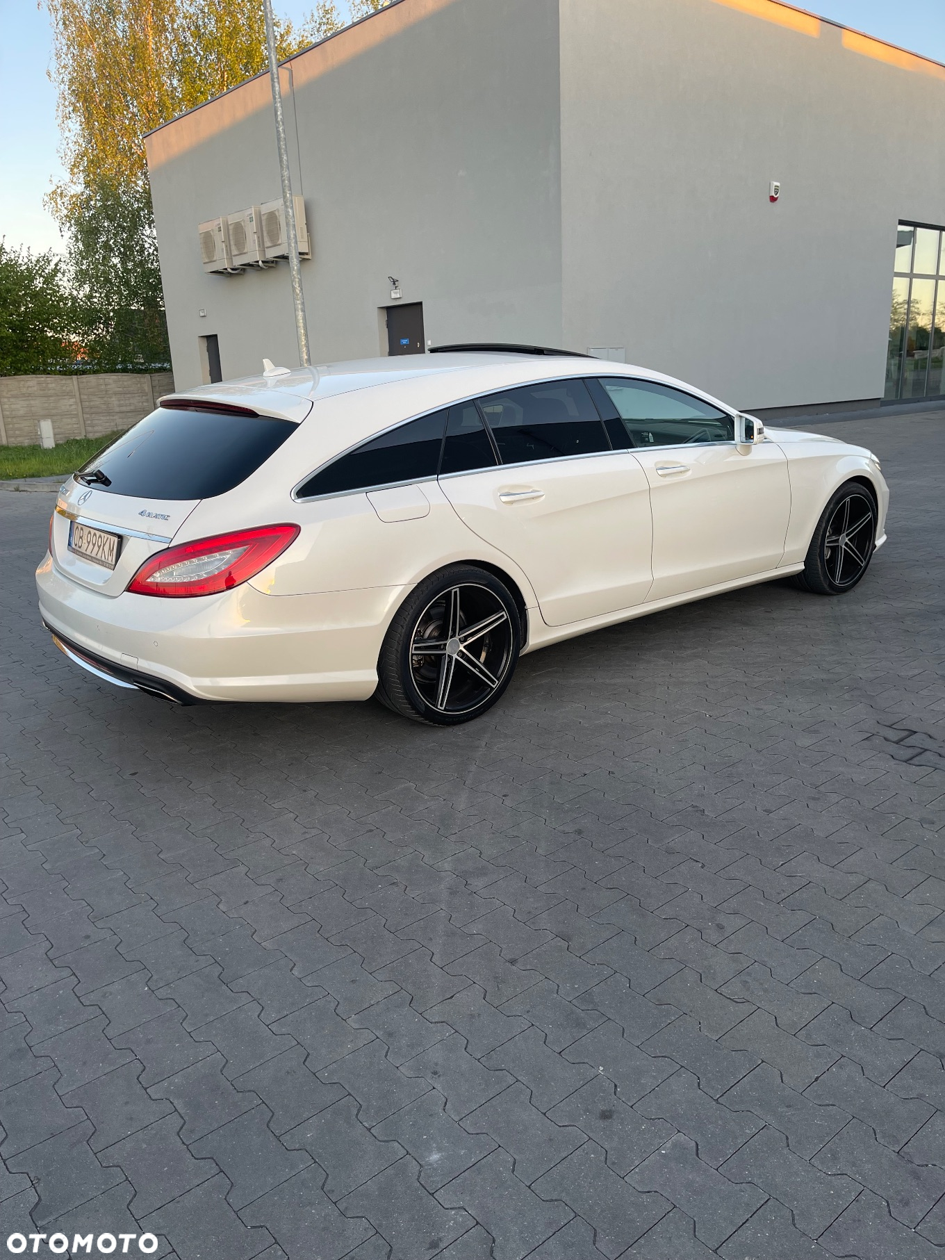 Mercedes-Benz CLS - 4