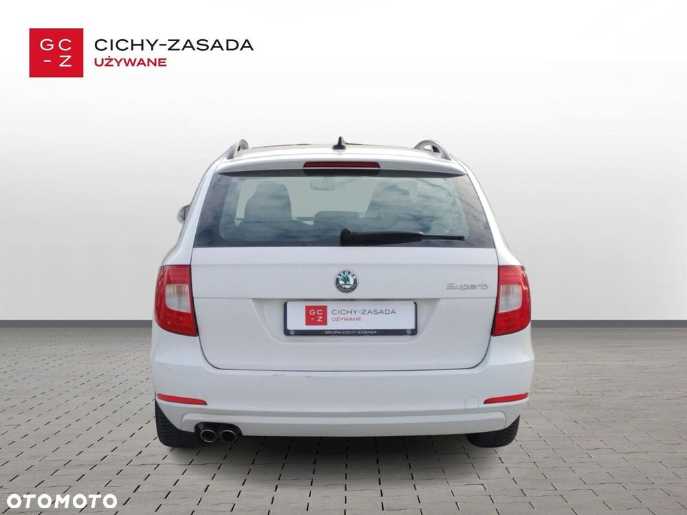 Skoda Superb 2.0 TDI Active DSG - 6