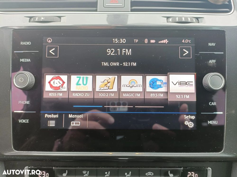 Volkswagen Golf 1.6 TDI DSG Comfortline - 7