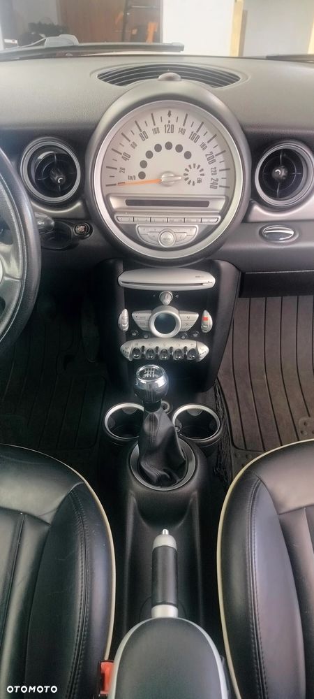 MINI Clubman Cooper D - 7