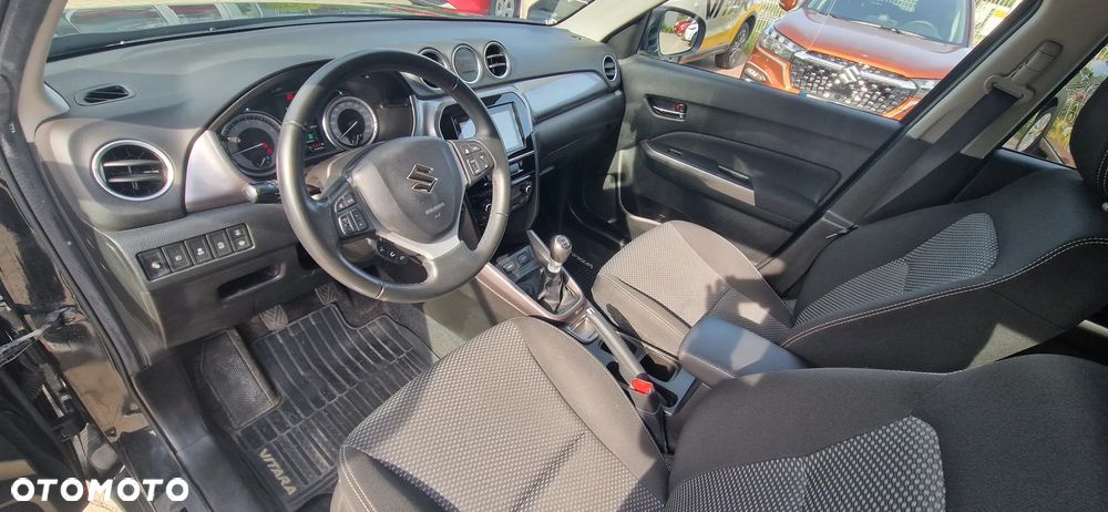 Suzuki Vitara 1.4 Boosterjet SHVS Premium 2WD - 10