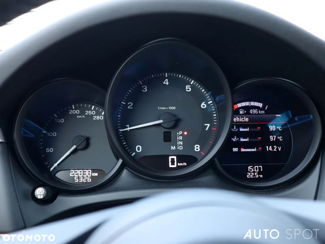 Porsche Macan Standard - 25
