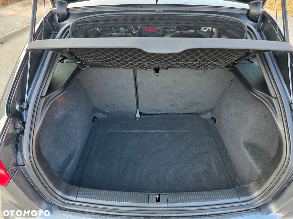 Audi A3 Sportback 2.0 TDI S line Sportpaket plus - 22