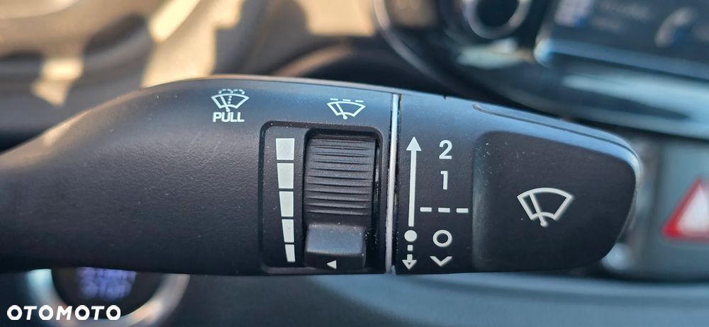 Hyundai i30 1.5 T-GDI 48V Comfort DCT - 33