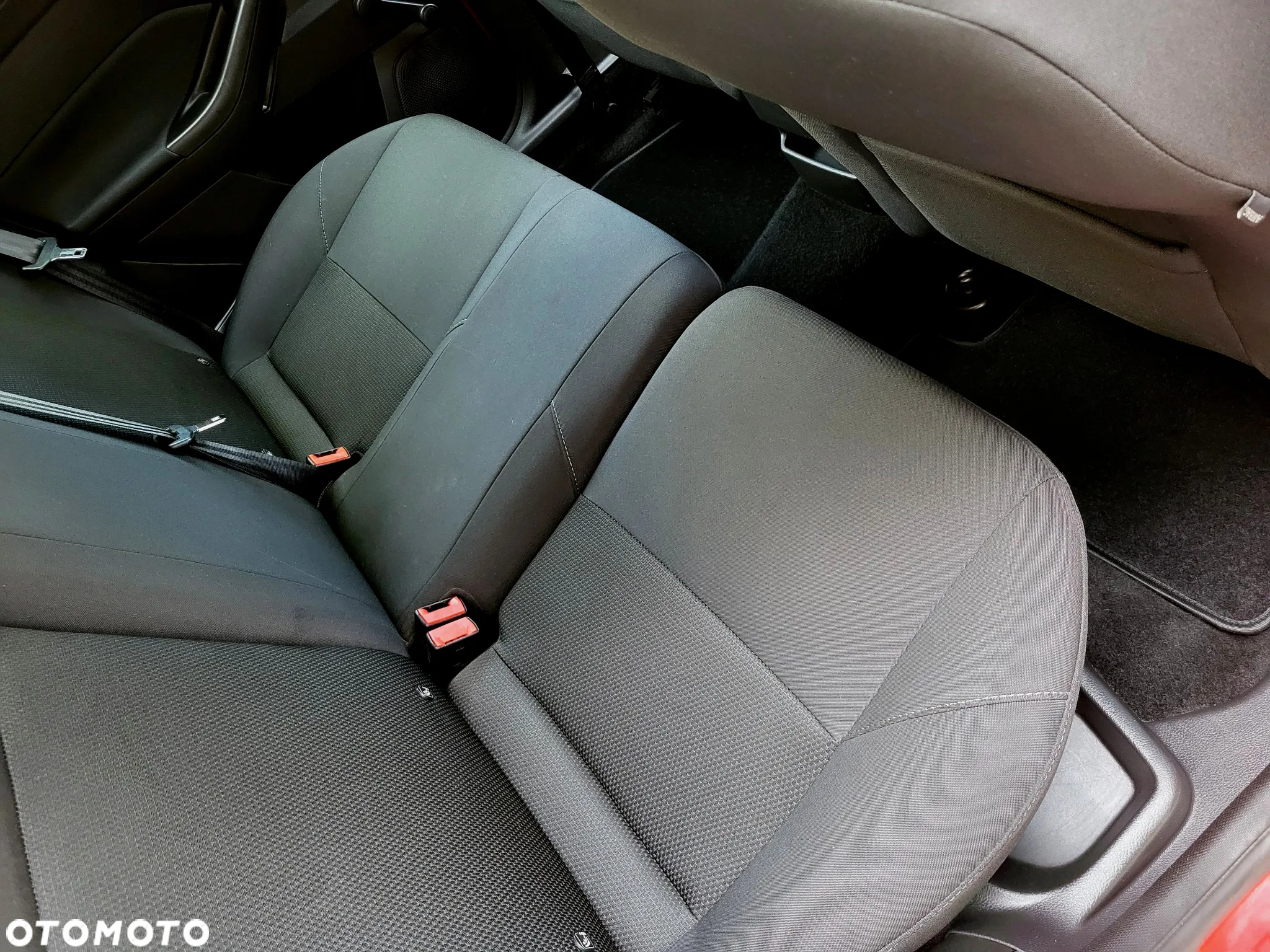 Ford Focus - 23