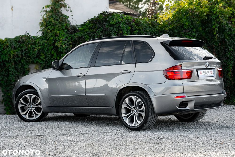 BMW X5 M M50d - 11