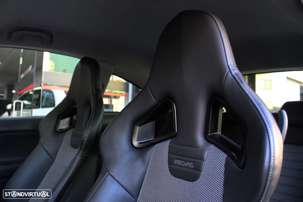 Opel Corsa 1.6 Turbo OPC - 25