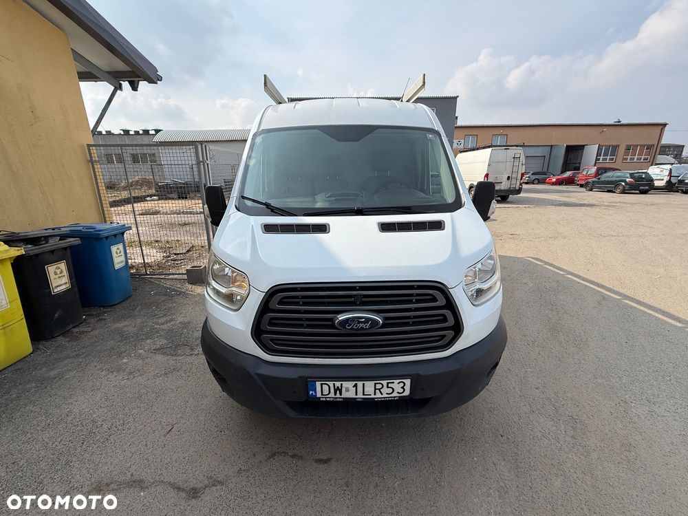 Ford Transit - 1