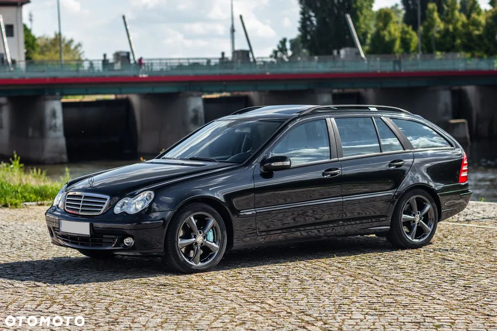 Mercedes-Benz Klasa C 280 T Avantgarde - 4