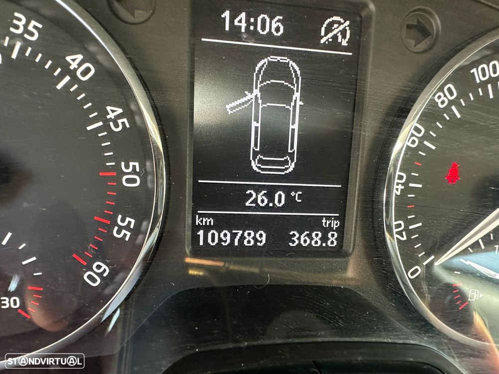 Skoda Rapid Spaceback 1.6 TDi Elegance - 15