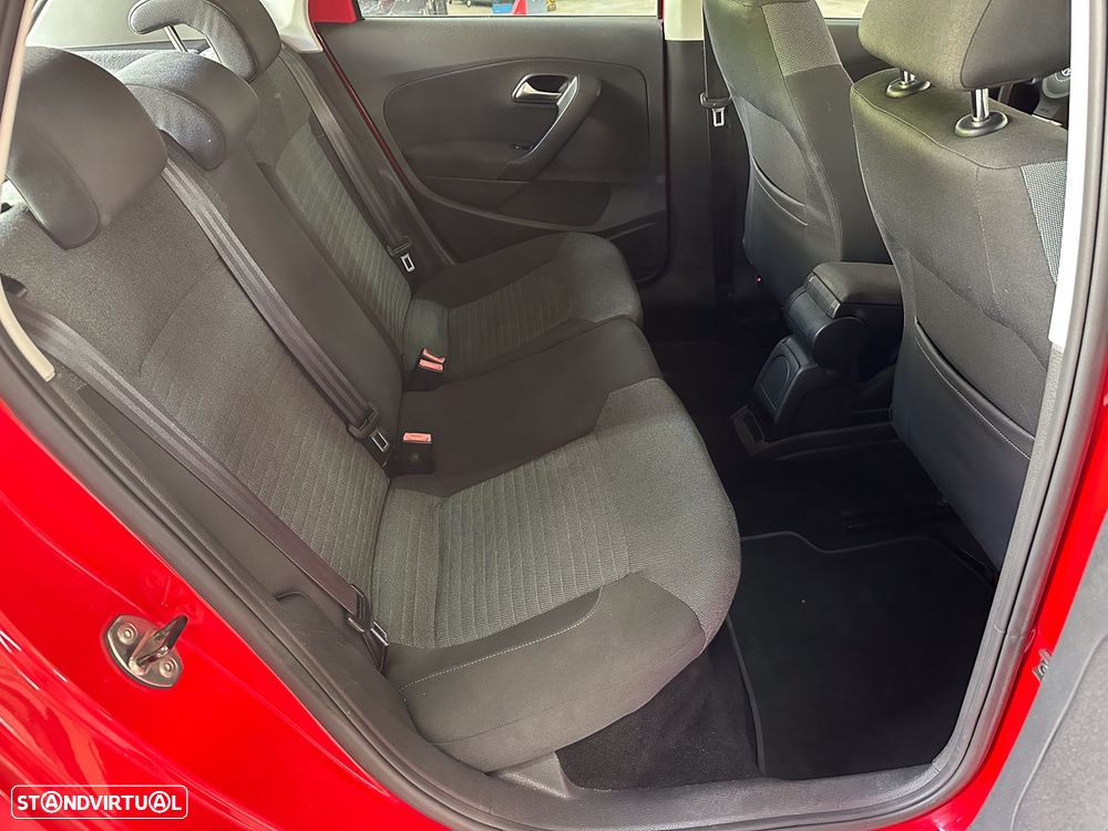VW Polo 1.6 TDI Confortline - 12