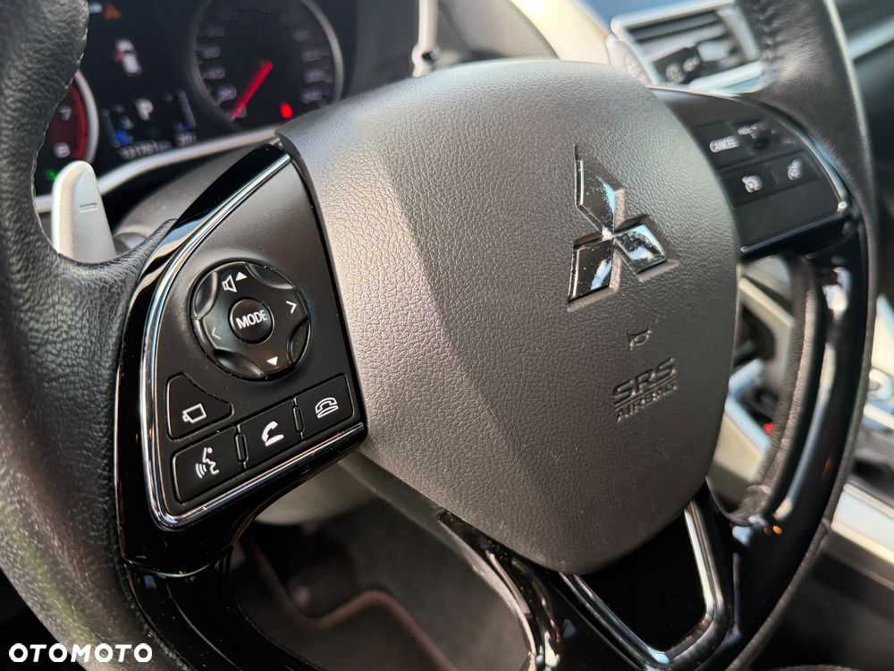 Mitsubishi Eclipse Cross - 10