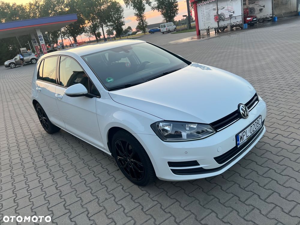 Volkswagen Golf - 3