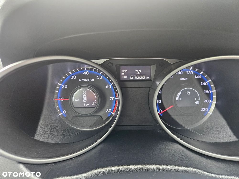 Hyundai ix35 1.6 2WD Fifa World Cup Edition - 30