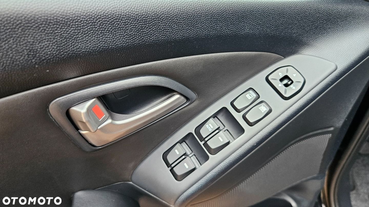 Hyundai ix35 2.0 Premium 2WD - 18