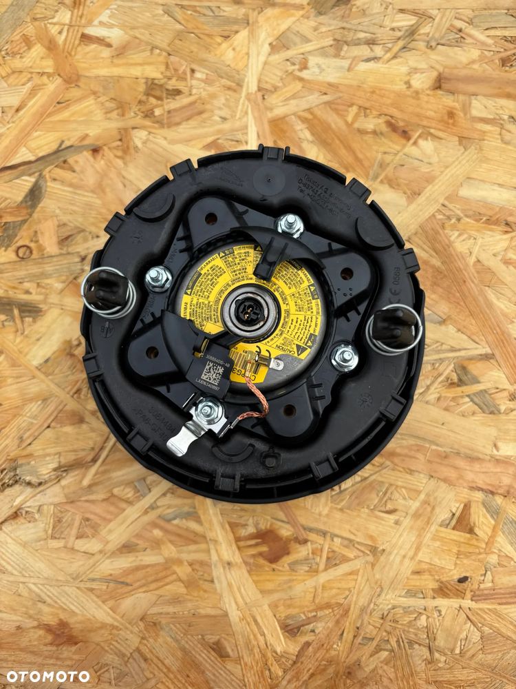 Jaguar XE X760 - poduszka bezpieczeństw kierowcy AirBag - 2