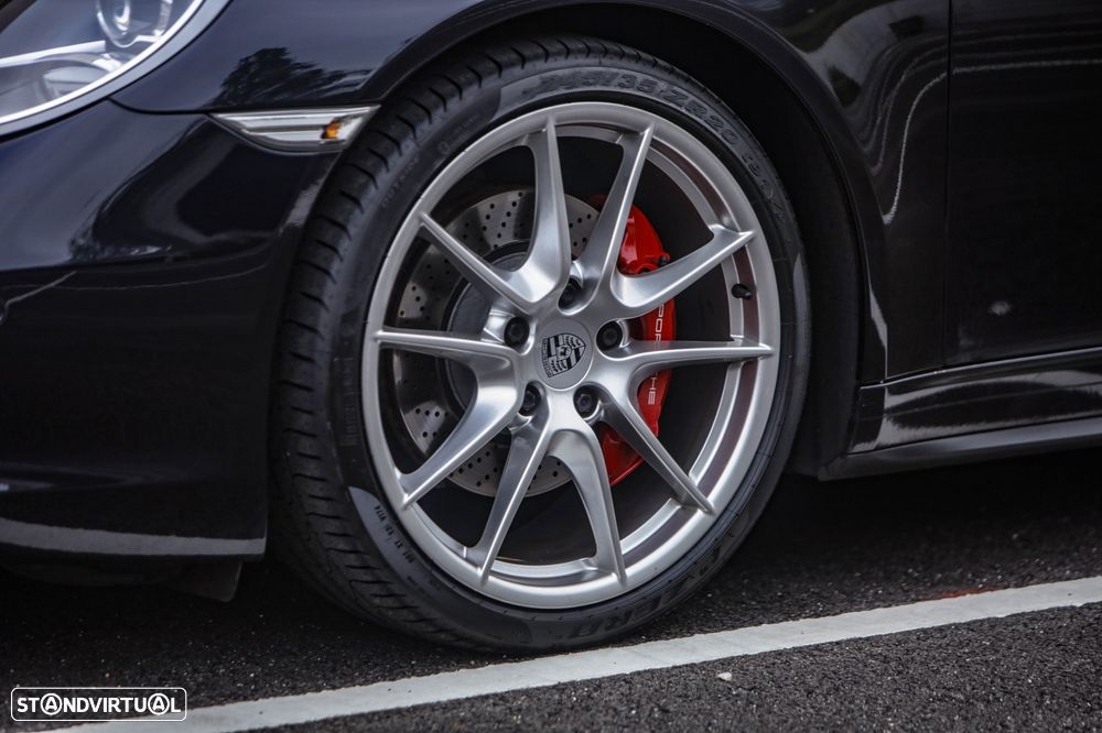 Porsche 911 (991) Carrera 4S PDK - 19