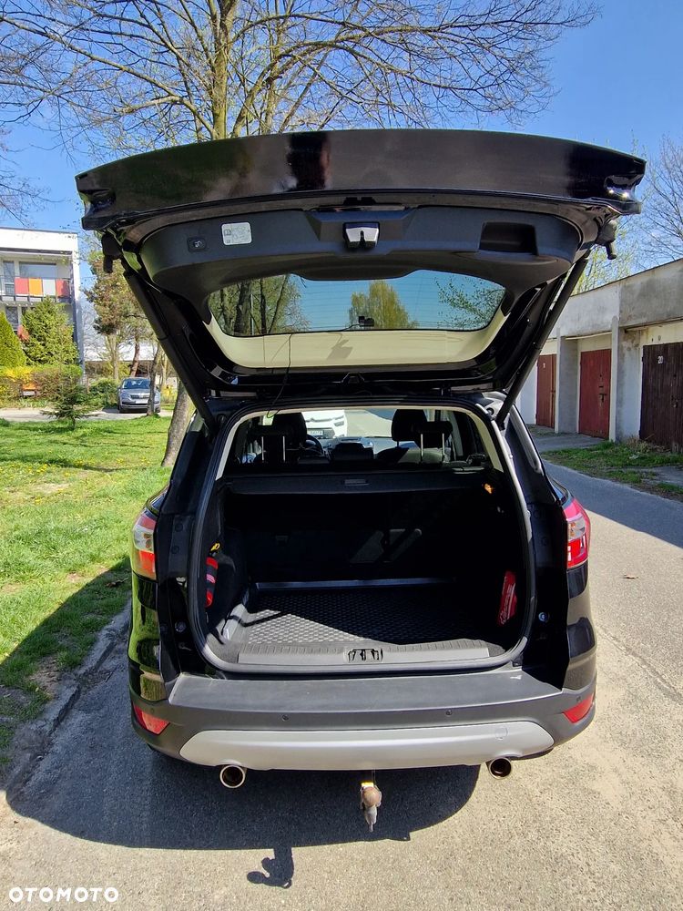 Ford Kuga 1.5 EcoBoost 2x4 Titanium - 9