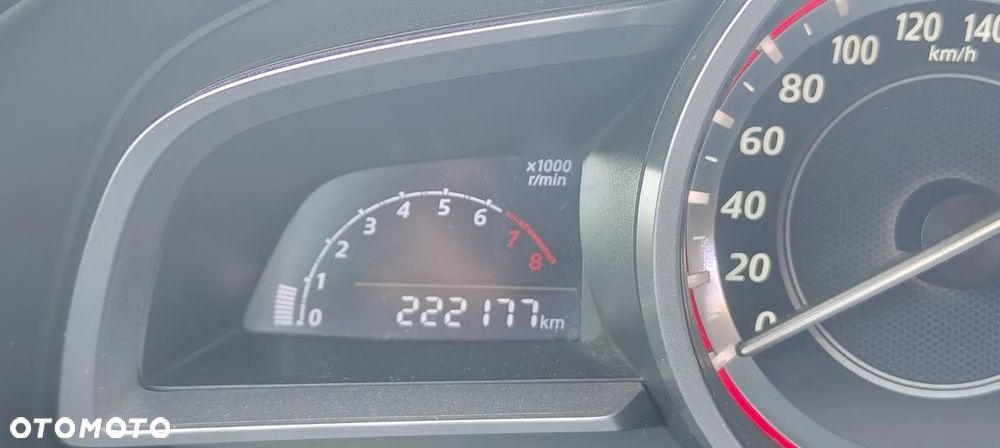 Mazda 3 SKYACTIV-G 120 NAKAMA - 20