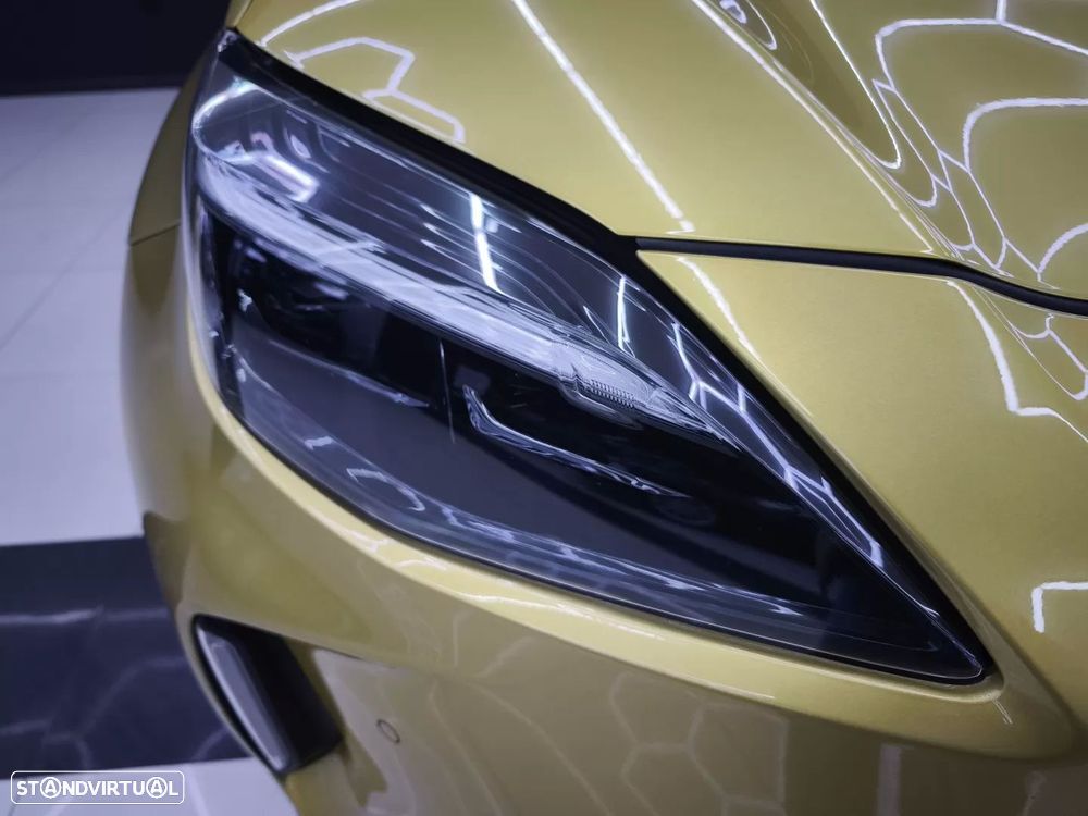 Toyota Yaris Cross 1.5 HDF Premier Edition - 12