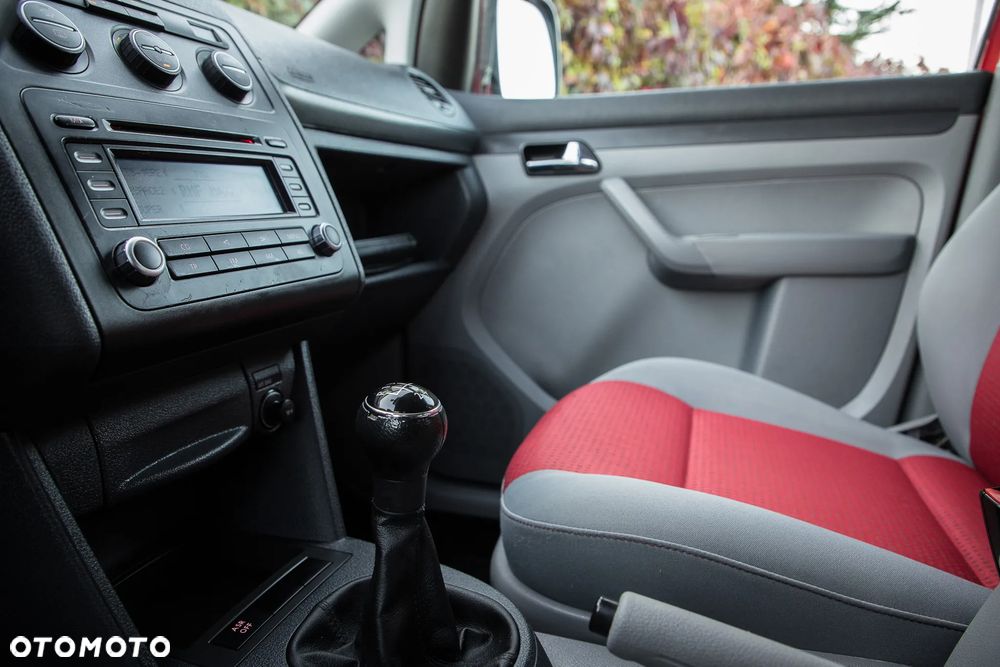 Volkswagen Caddy 1.6 Life Style (5-Si.) - 25