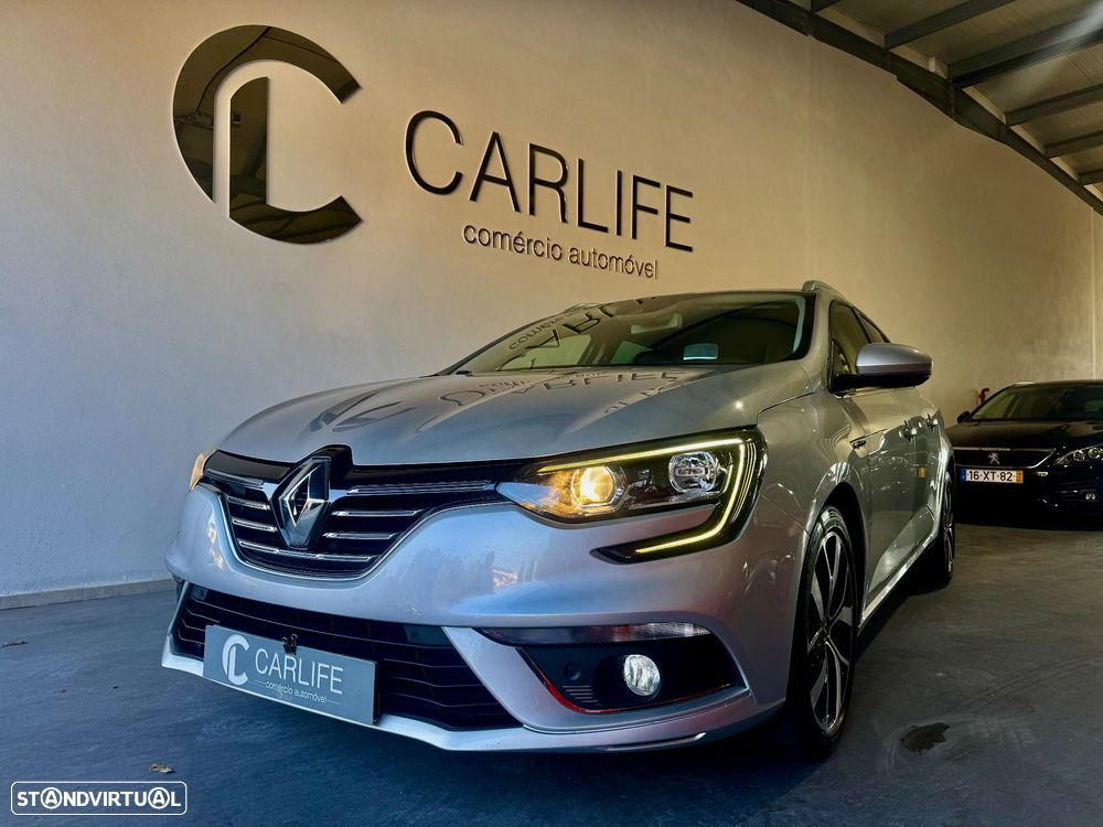 Renault Mégane Sport Tourer 1.5 Blue dCi Bose Edition - 1