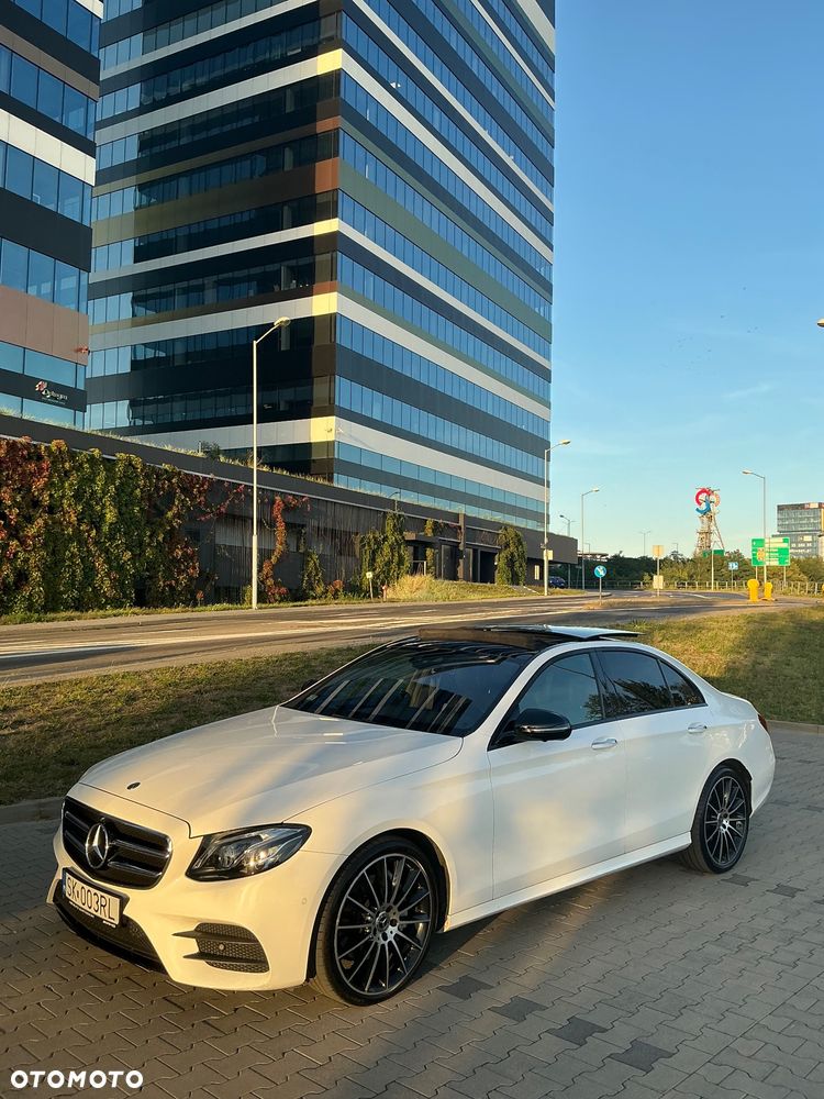 Mercedes-Benz Klasa E 220 d 4-Matic AMG - 14