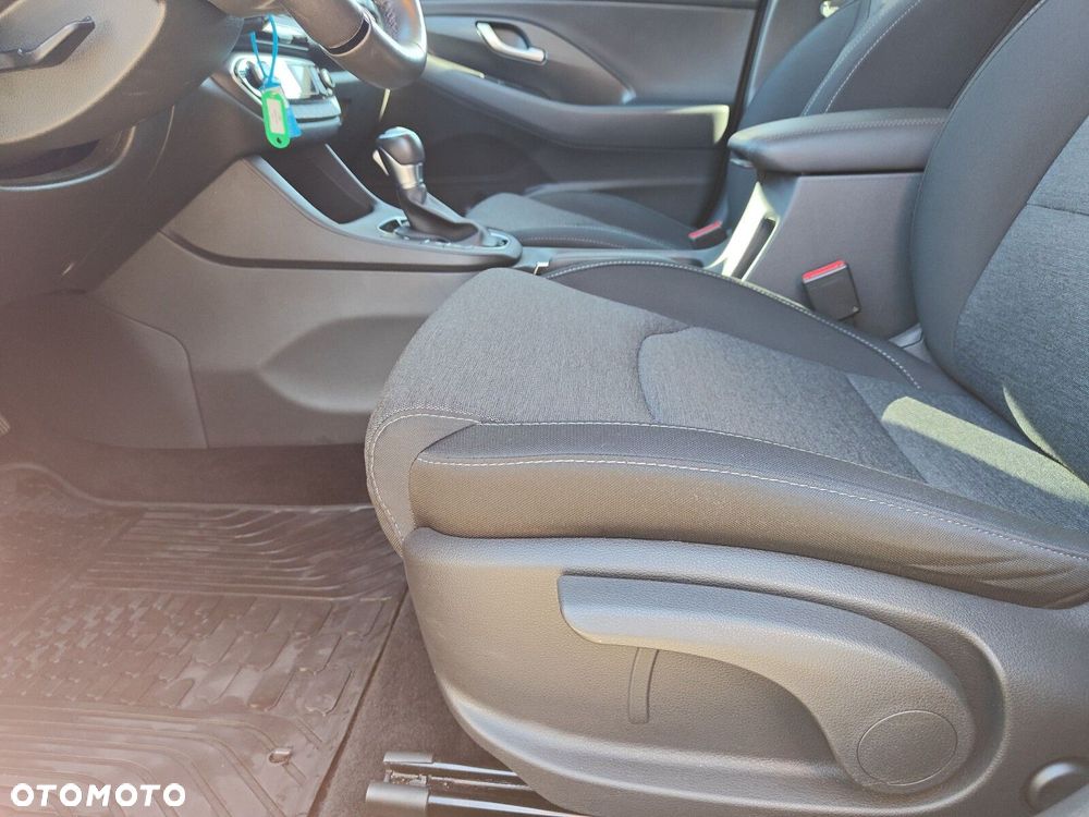 Hyundai i30 1.0 T-GDI Smart DCT - 13
