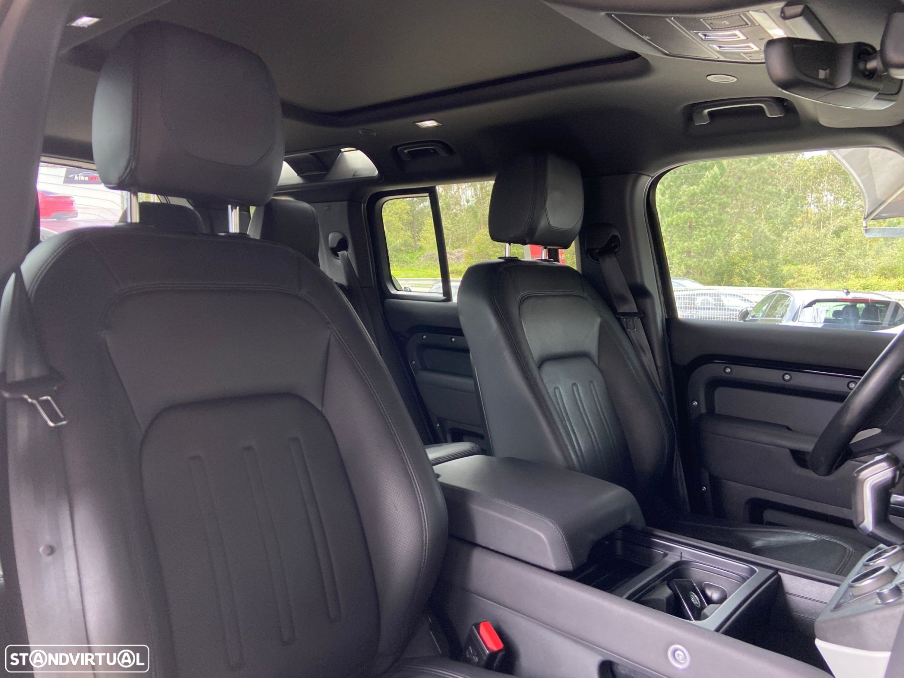 Land Rover Defender 2.0 P400e 110 AWD SE - 47