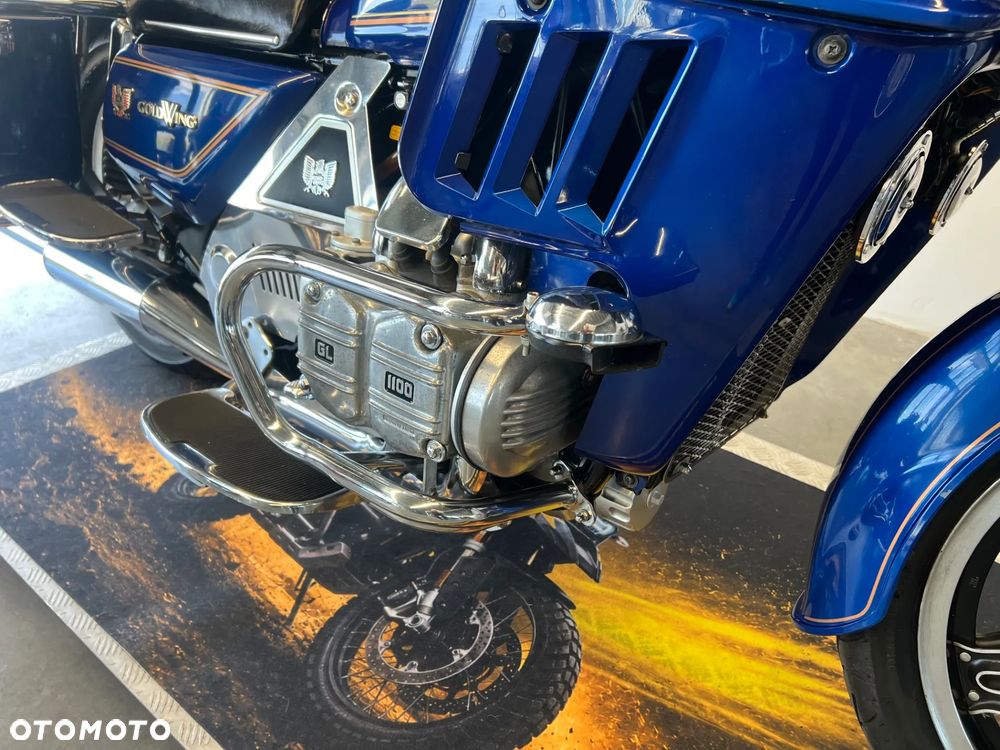 Honda GL - 27