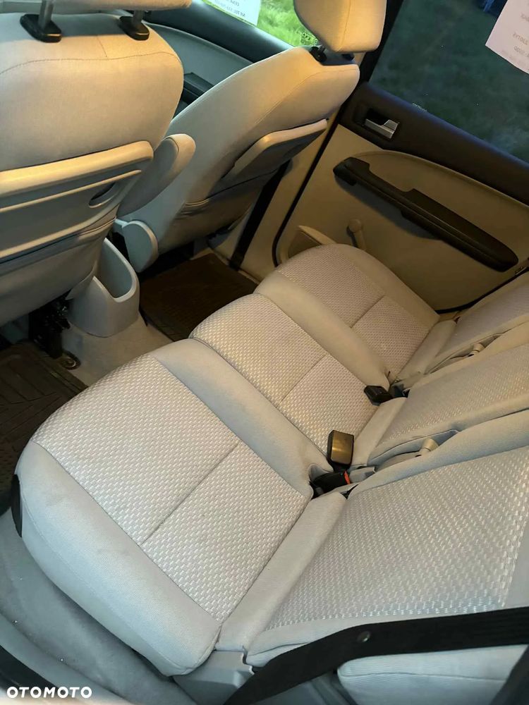 Ford C-MAX - 4