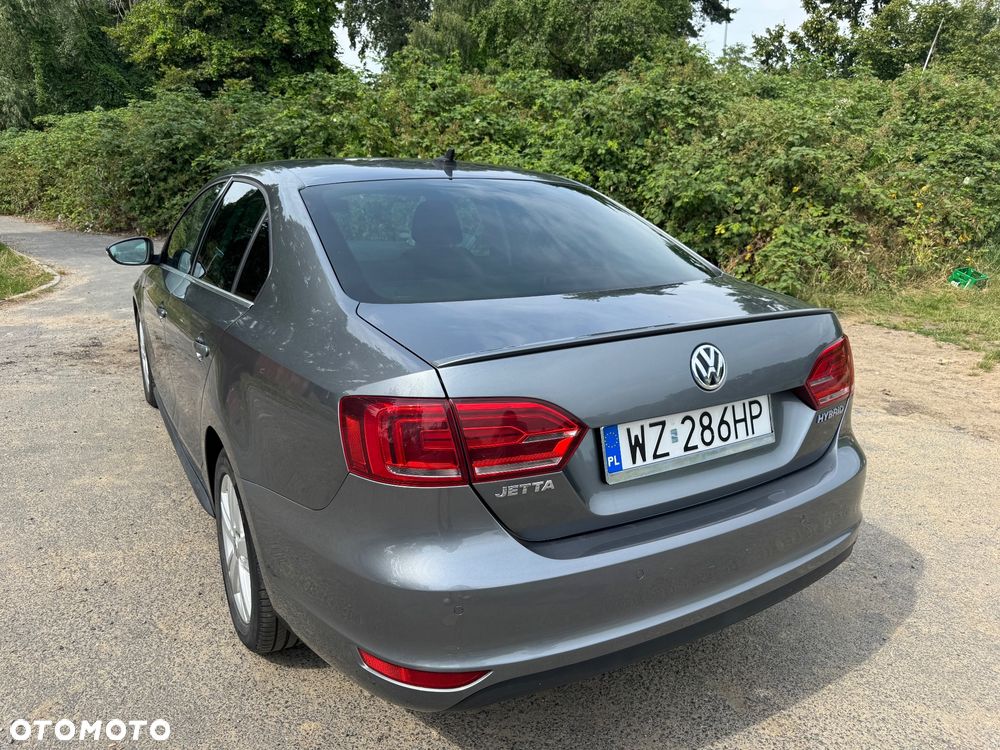 Volkswagen Jetta - 7