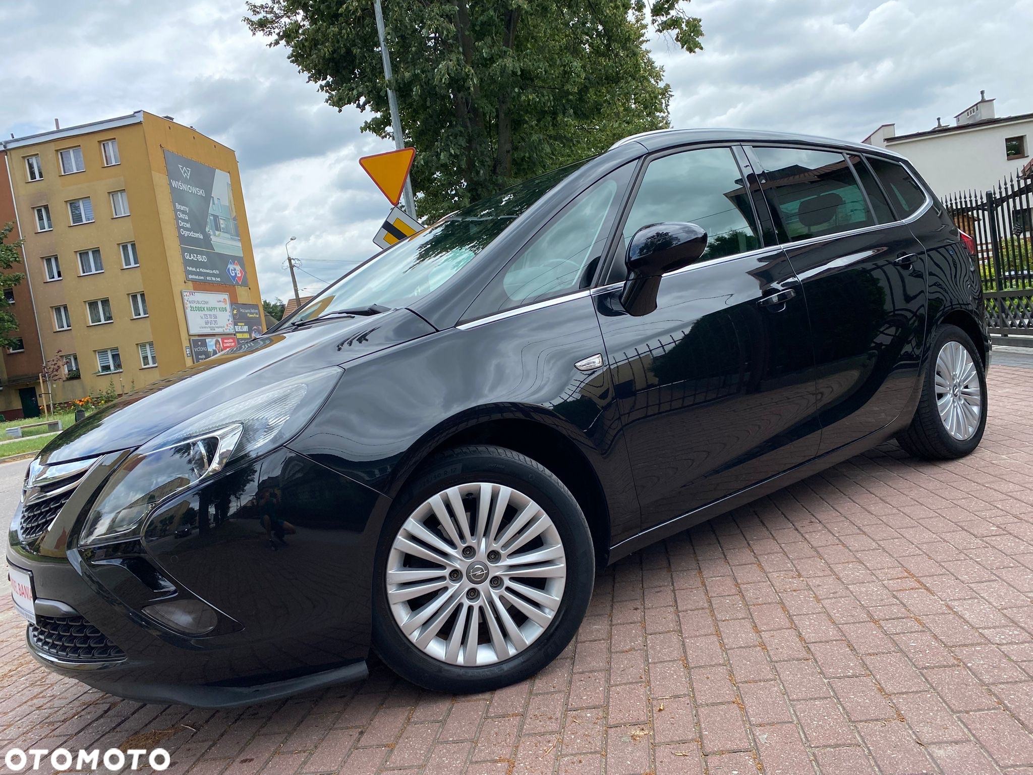 Opel Zafira 1.4 Turbo Business Edition - 3
