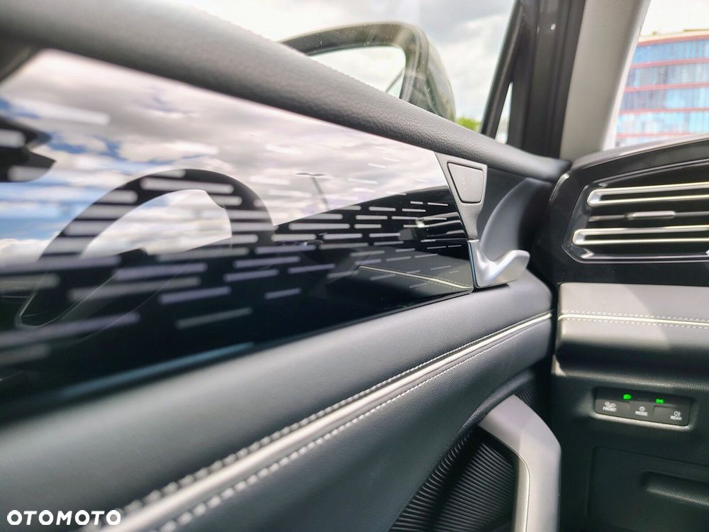 Volkswagen Tiguan - 33