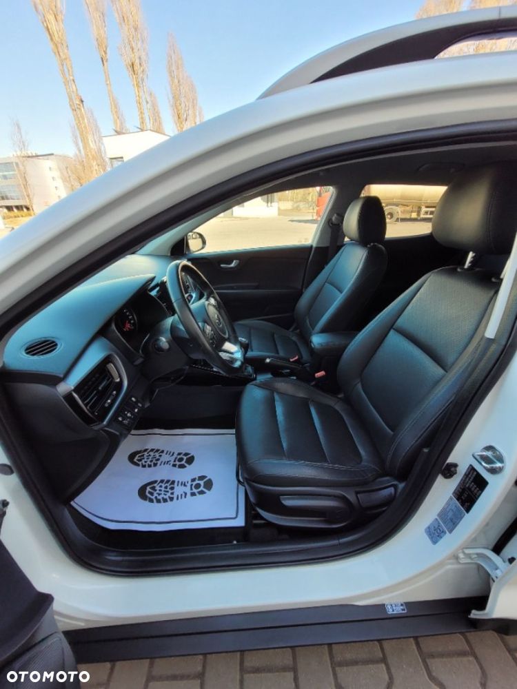 Kia Stonic 1.6 CRDi Vision - 13