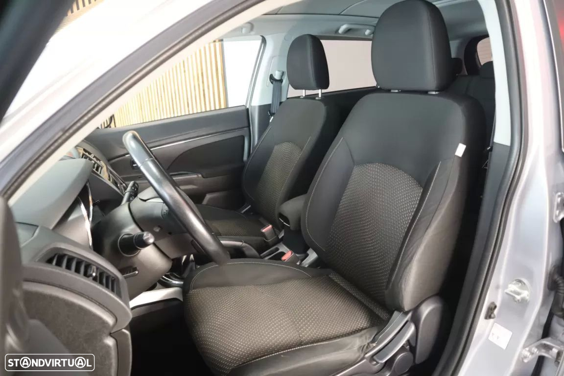 Mitsubishi ASX 1.8 DI-D Intense - 8