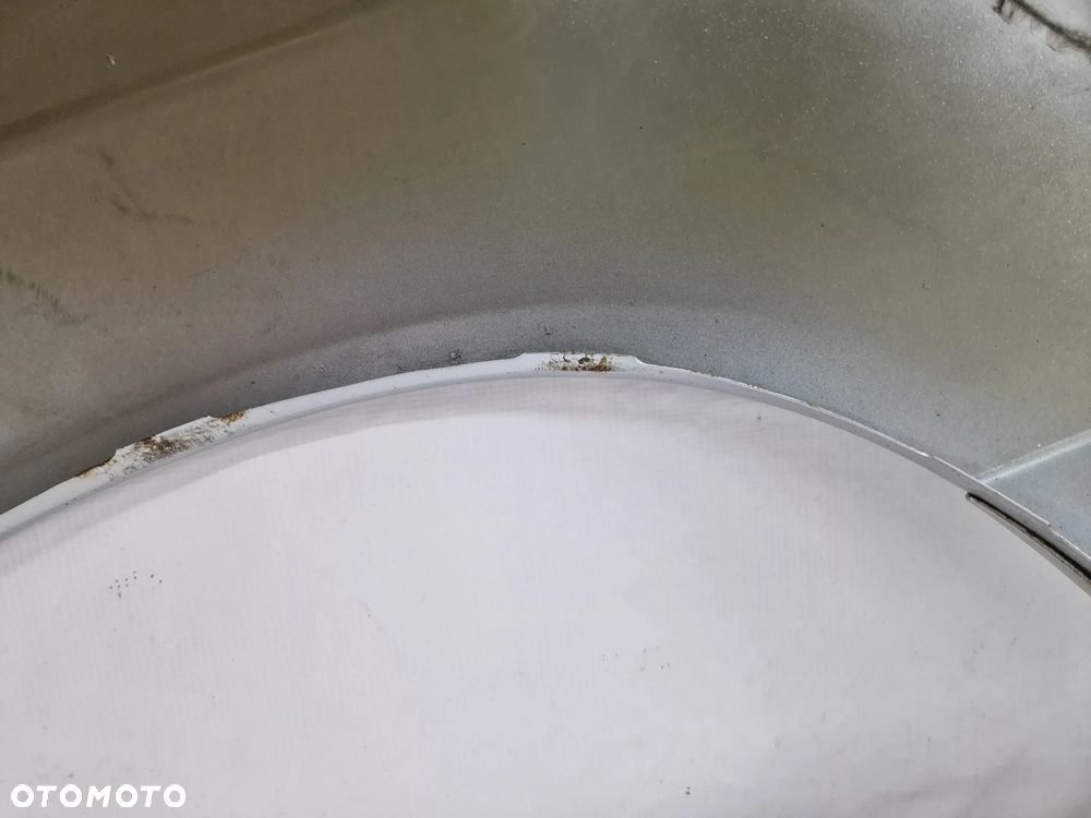 OPEL OMEGA C 99-02 SREBRNY PRAWY BŁOTNIK PRZEDNI PRZÓD , NR AUKCJI BŁ179 - 19