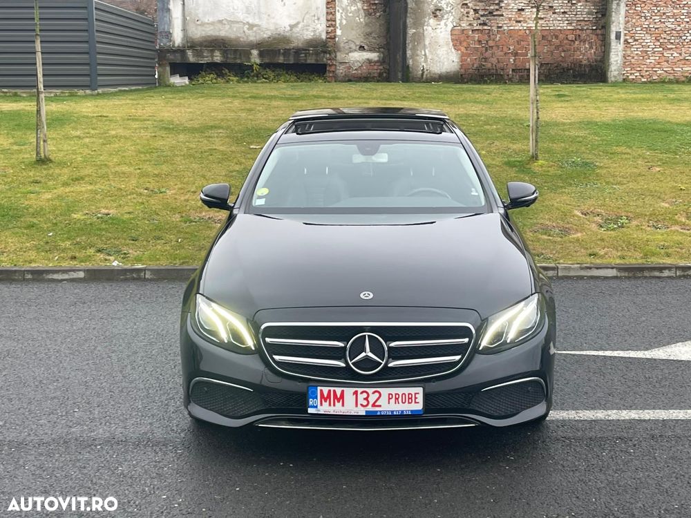 Mercedes-Benz E 220 d 4Matic T 9G-TRONIC Avantgarde - 34