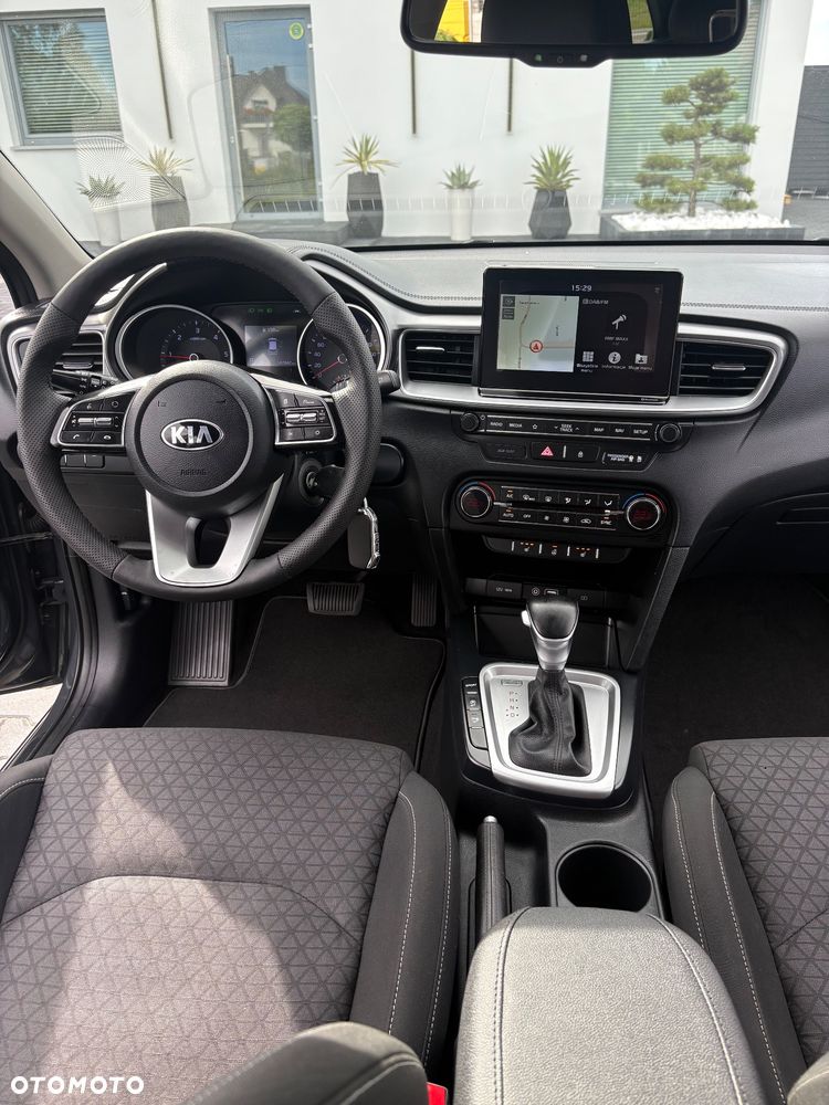 Kia Ceed 1.6 CRDi mHEV L Business Line DCT - 18