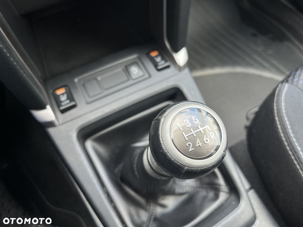Subaru Forester 2.0 i Exclusive - 16