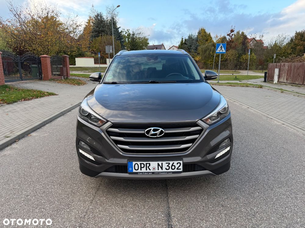 Hyundai Tucson 2.0 CRDi 4WD Automatik Intro Edition - 12