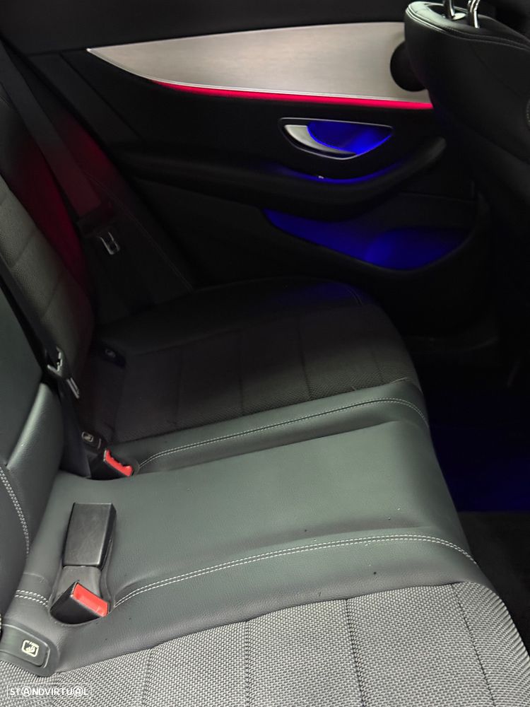 Mercedes-Benz E 300 de 4Matic 9G-TRONIC Avantgarde - 23