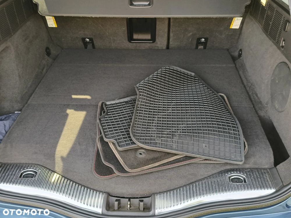 Ford Mondeo - 28