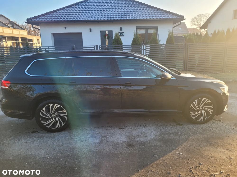 Volkswagen Passat - 4